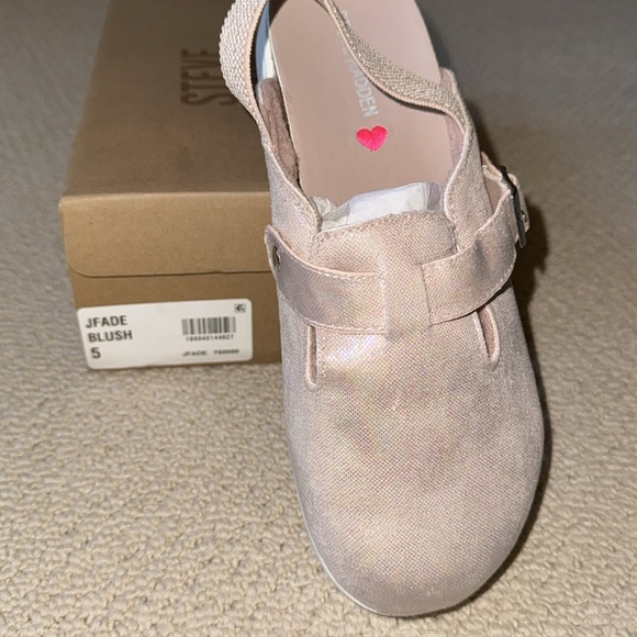 Steve Madden JFADE Blus size 5 **NEW w/Box** - Picture 3 of 4